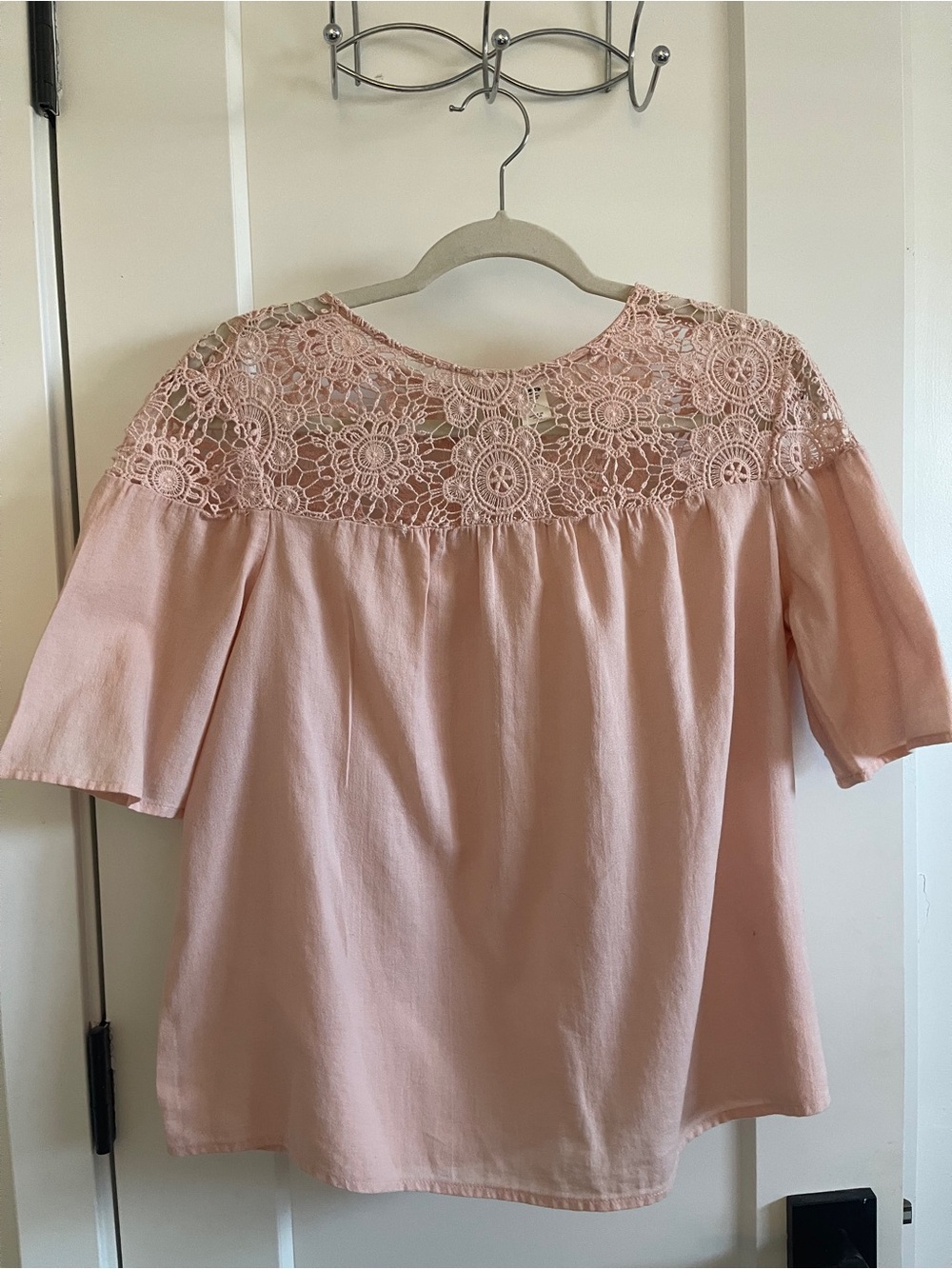 Old Navy Pink Lace Yoke Flutter Sleeve Blouse